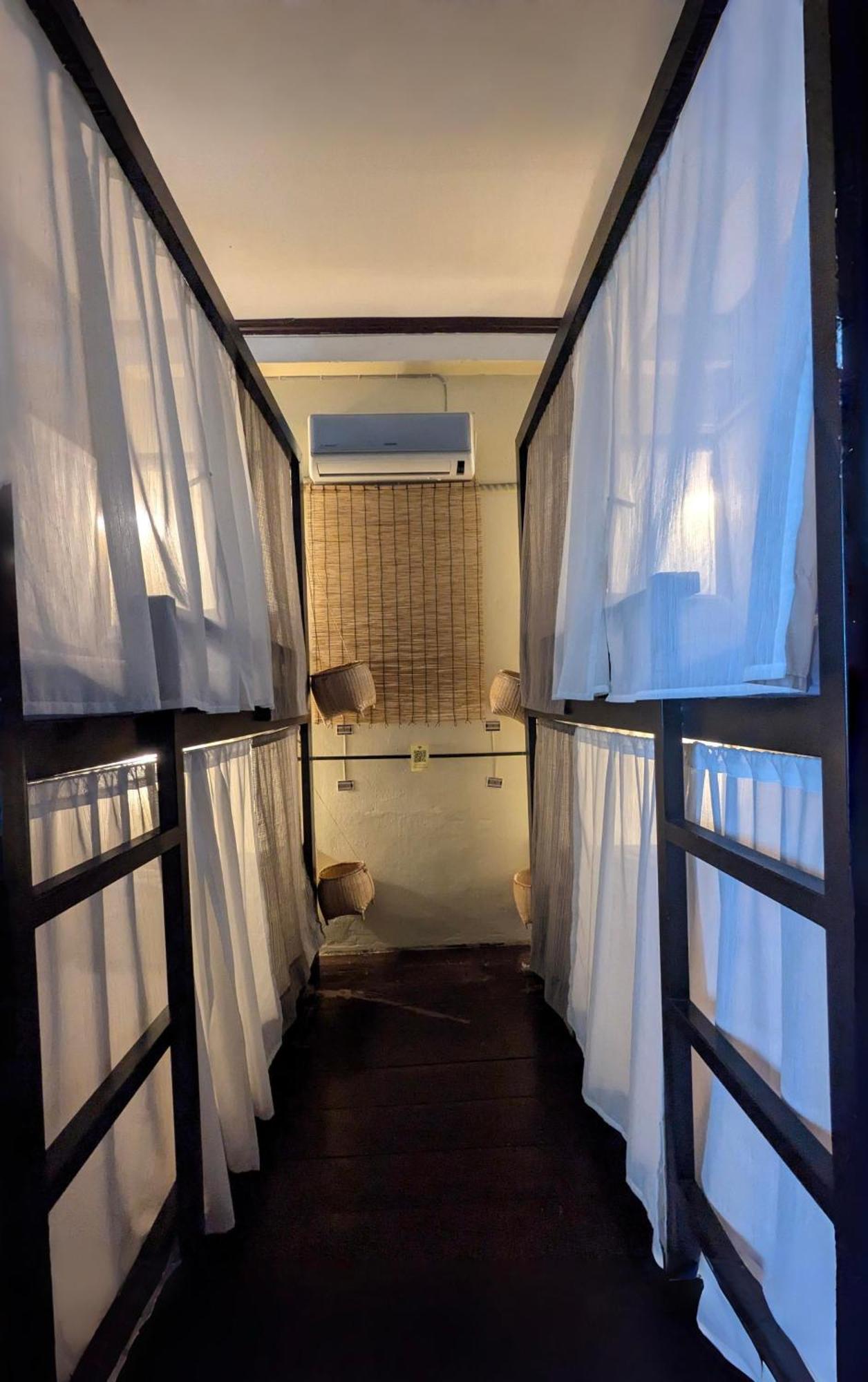 Non Pakse Hostel & Coffee House Exterior photo
